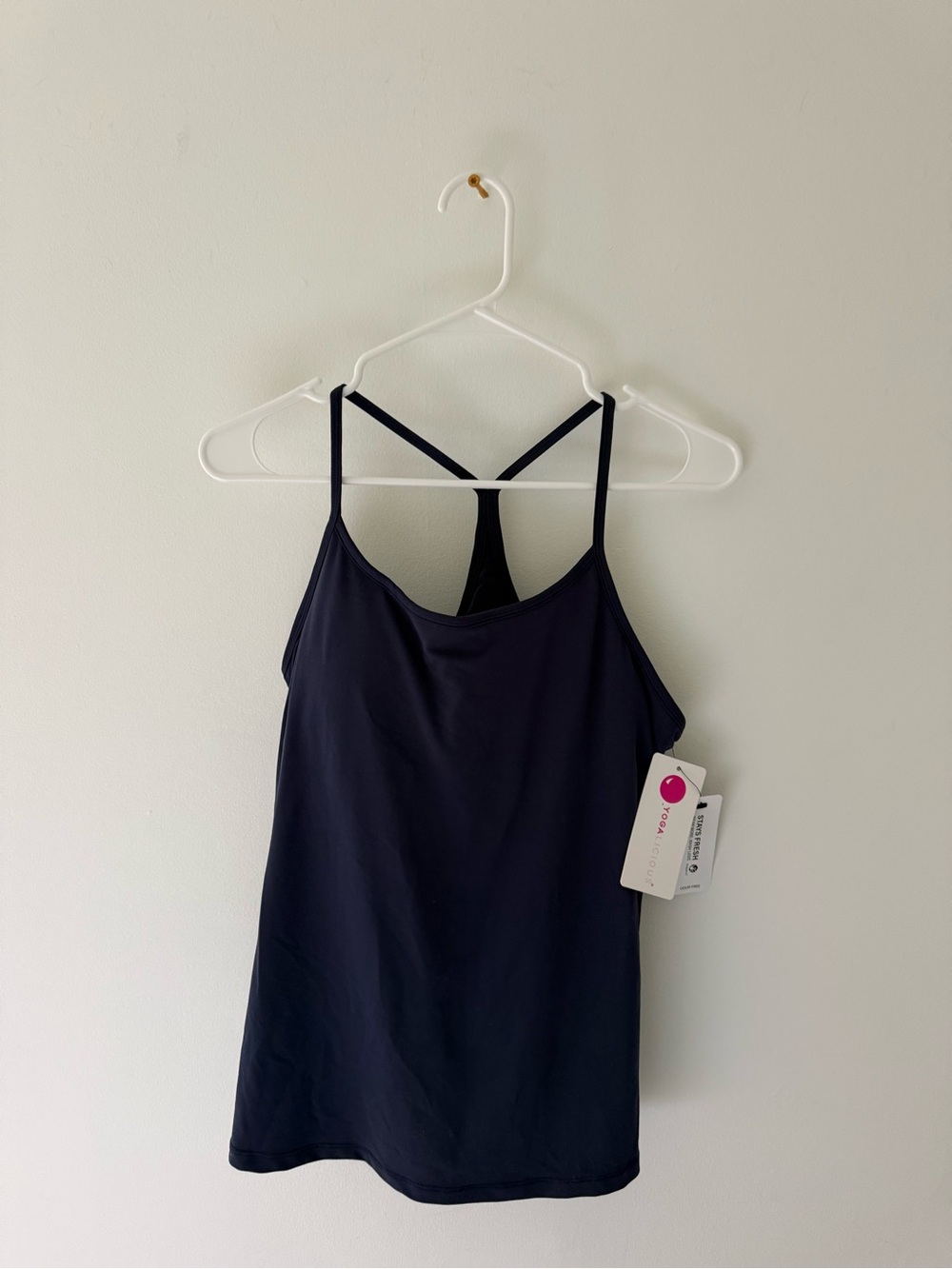NWT Yogalicious Navy Workout Tank with built in bra- women’s XXL